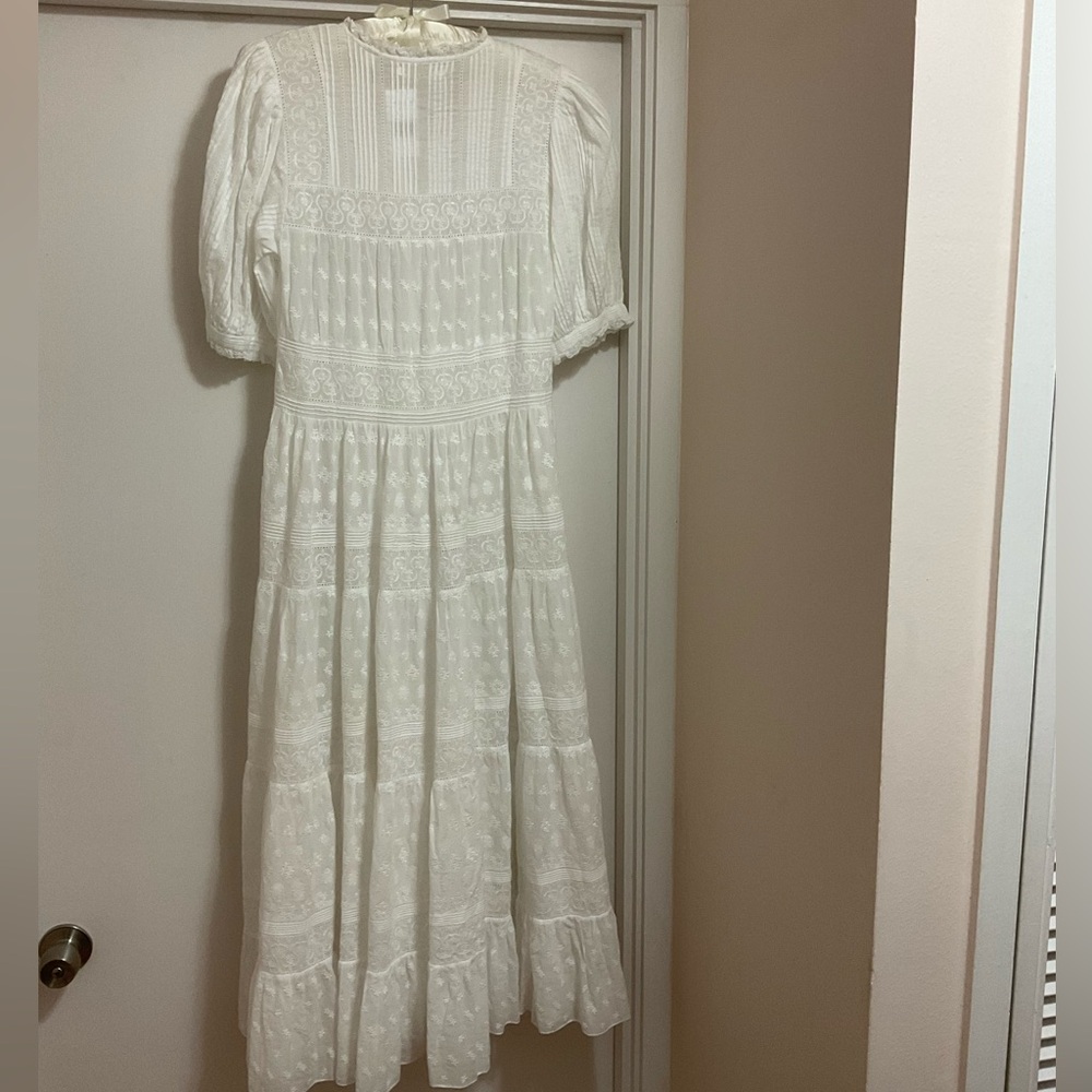 Doen Lace Tiered Midi Dress - Picture 4 of 10